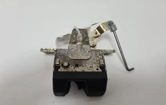 Mercedes-Benz C AMG W202 Tailgate/trunk/boot lock/catch/latch 90534789