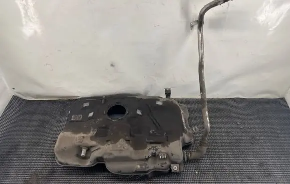 Mercedes-Benz A W176 Fuel tank A2464702701