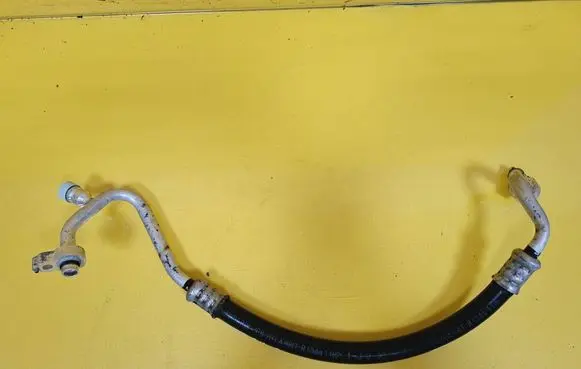 Mazda 323 F Air conditioning (A/C) pipe/hose