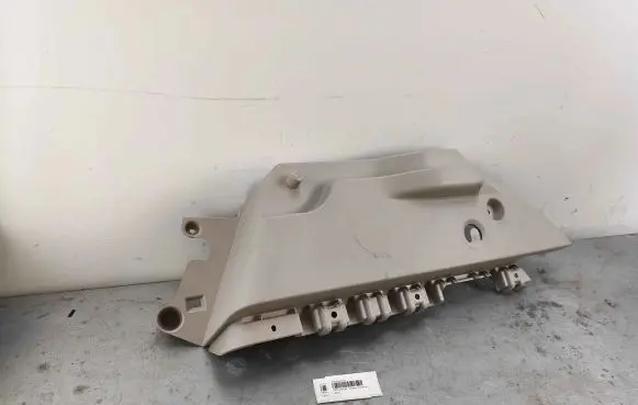 Renault Zoe Parcel shelf load cover mount bracket 799114870r