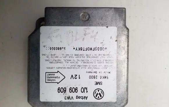 Volkswagen Golf IV Airbag deployment crash/impact sensor 1J0909609
