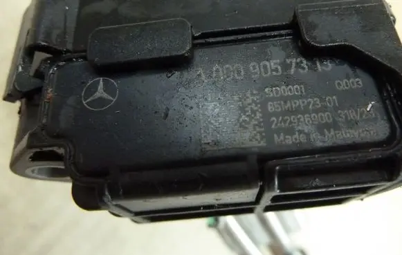Mercedes-Benz CLA C117 X117 W117 Air pressure sensor A0009057313T
