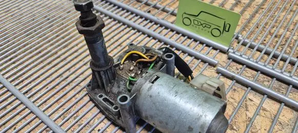 Mercedes-Benz G W461 W463 1st Gen Sunroof motor/actuator A0390216726 0390216726