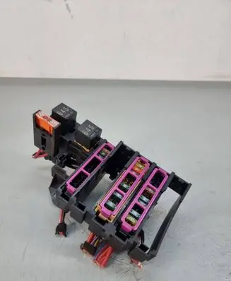 Audi Q5 SQ5 Fuse module