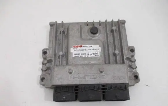Ford Focus Engine control unit/module BV6112A650AEB BV6112A650AEC