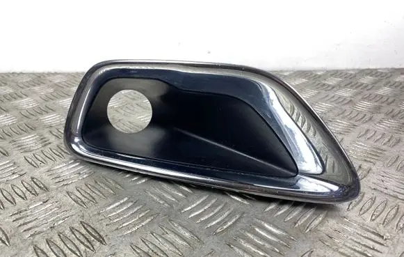 Jeep Grand Cherokee Front fog light trim/grill 68261711AA