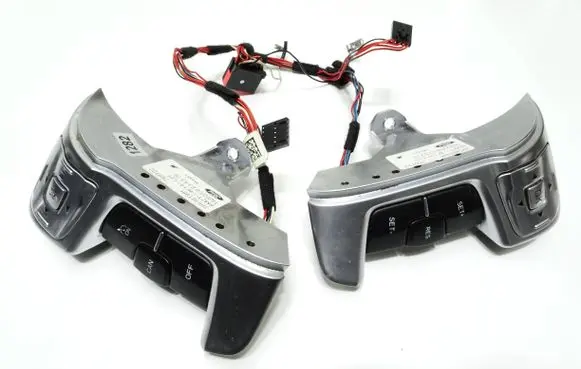 Ford Mondeo MK IV Steering wheel buttons/switches 6M2T14K147DG 6M2T14K147CH 750123