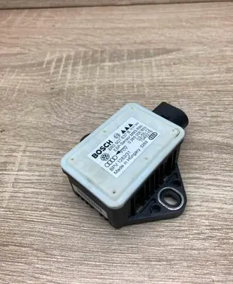 Audi A4 S4 B8 8K ESP acceleration yaw rate sensor 8R0907637B 0265005853