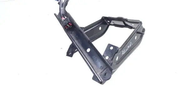 Battery bracket