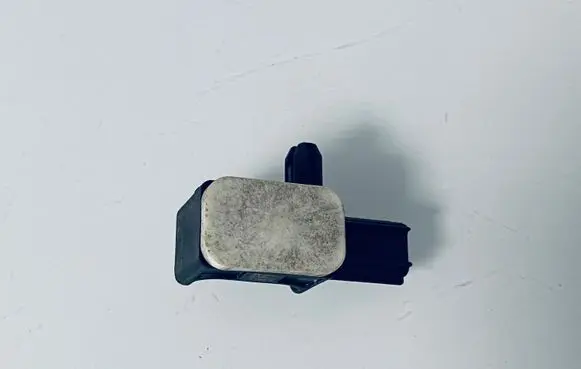 Volvo XC60 Airbag deployment crash/impact sensor 31334336