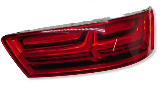 Audi Q7 4M Tailgate rear/tail lights 4M0945094D