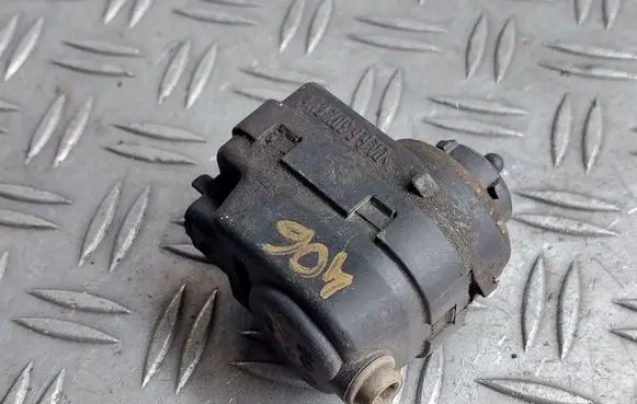 Peugeot 406 Headlight level adjustment motor 