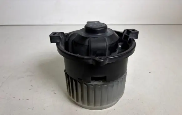 Land Rover Discovery 4 - LR4 Heater fan/blower MF0160700850