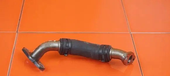 Volkswagen Scirocco Turbo turbocharger oiling pipe/hose 18MB45