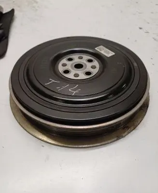 Volvo V60 Crankshaft pulley P31401194