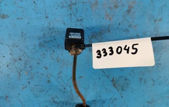 Nissan Leaf I (ZE0) Front bumper camera 284423NA0A