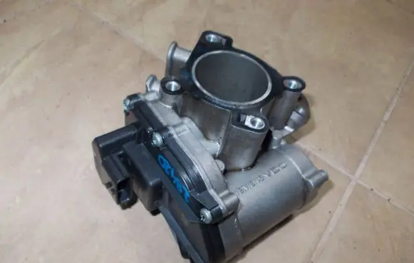 Renault Master III EGR valve 8200987088 NE28420