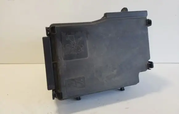 Renault Trafic III (X82) Fuse box set 2435033708R 93452999 243121532R