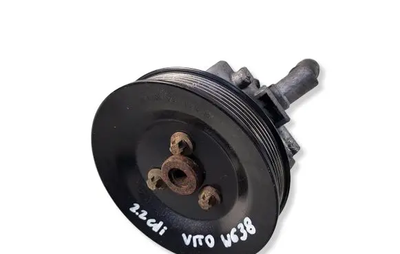 Mercedes-Benz Vito Viano W638 Power steering pump A0024667001
