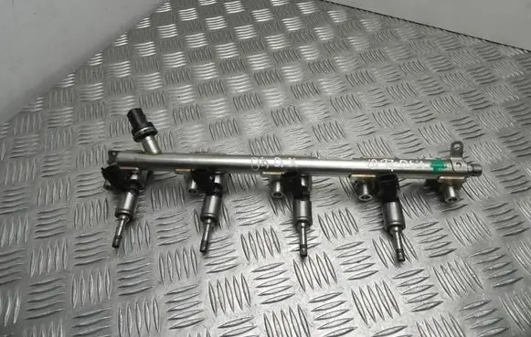Ford Edge I Fuel distributor FB5E9F797AC VD17063