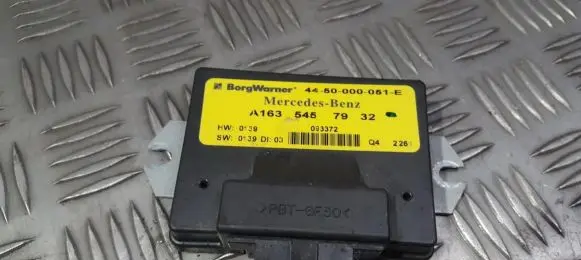 Mercedes-Benz ML W163 Transfer box differential control unit A1635457932 44-50-000-051-E
