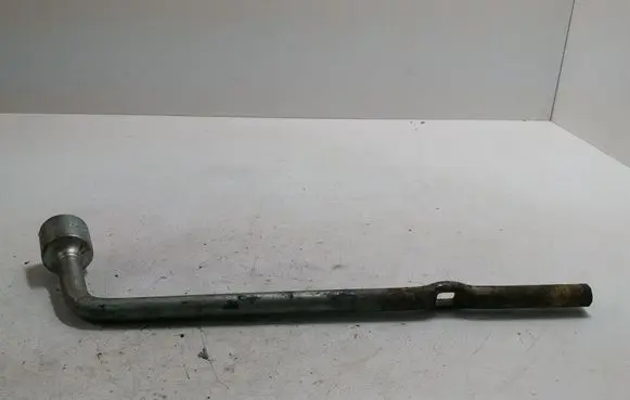 Nissan Patrol 4W60 Wheel nut wrench 21MM
