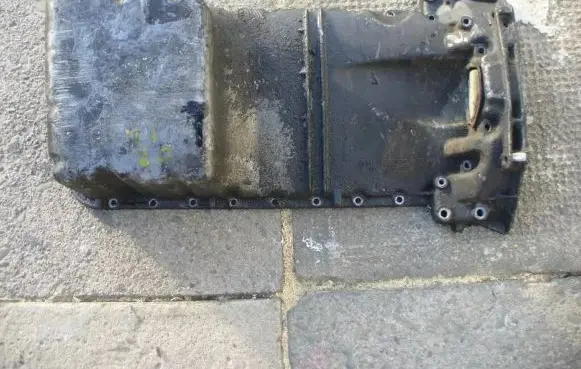 Mercedes-Benz E W124 Oil sump 1110140802