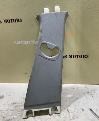 BMW 3 E90 E91 (B) pillar trim (top) 7058336