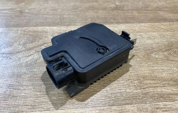 Jaguar F-Pace Coolant fan relay 940013004 990001250918