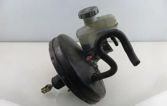 Suzuki Grand Vitara II Brake booster 0204023129