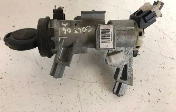Mitsubishi Colt Ignition lock