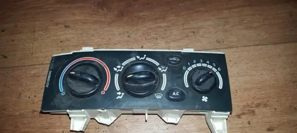 Renault Scenic I Climate control unit 651947u a53ac