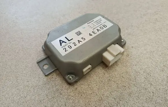 Nissan Qashqai Other control units/modules EUV9NS041AB 0220626 170601NA03