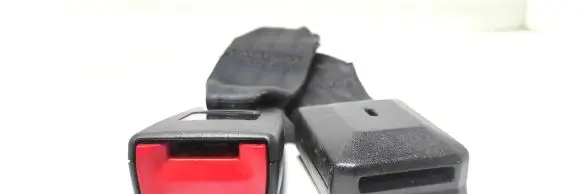 Middle seatbelt buckle (rear)