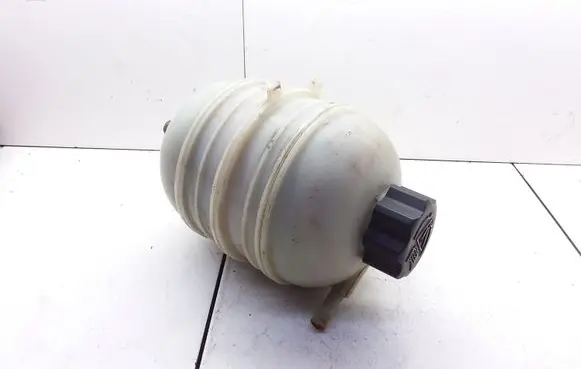 Peugeot 206 Coolant expansion tank/reservoir 9626378480
