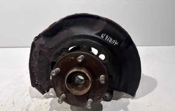 Toyota Auris E180 Front wheel hub
