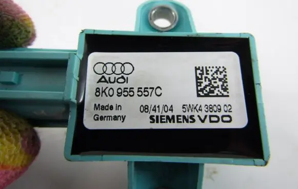 Audi A4 S4 B8 8K Airbag deployment crash/impact sensor 8k0955557c