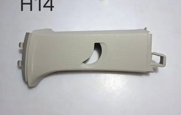 Volkswagen Touran III (C) pillar trim 5TA867288A 29102019 A099534