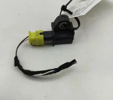 Volkswagen T-Roc Airbag deployment crash/impact sensor 5Q0959651B