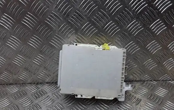 Toyota Yaris Other control units/modules 8273052K40