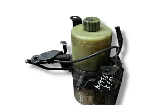 Skoda Fabia Mk1 (6Y) Power steering pump 6Q0423156AB
