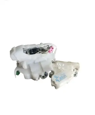 Subaru Impreza II Front door lock
