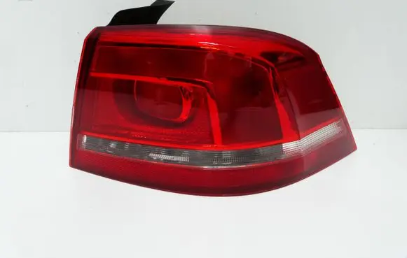 Volkswagen PASSAT B7 Rear/tail lights 3AE945096F 1730 90004874