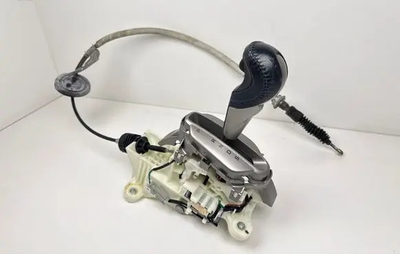 Honda Insight Gear shifter/selector TM8L700