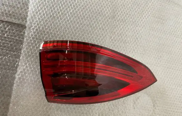 Porsche Cayenne (92A) Rear/tail lights 7P5945207R 211017 90053371