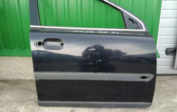 Volvo XC90 Front door
