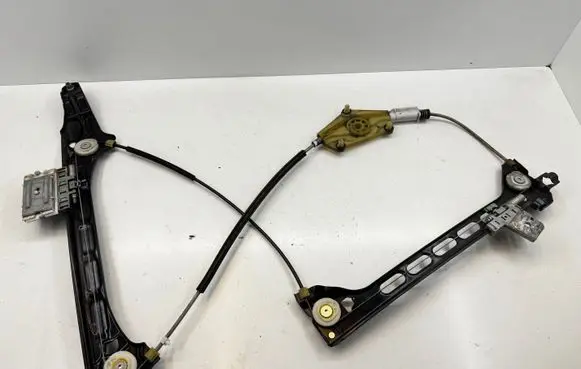 Audi TT TTS Mk2 Front door electric window regulator 8J0837461D