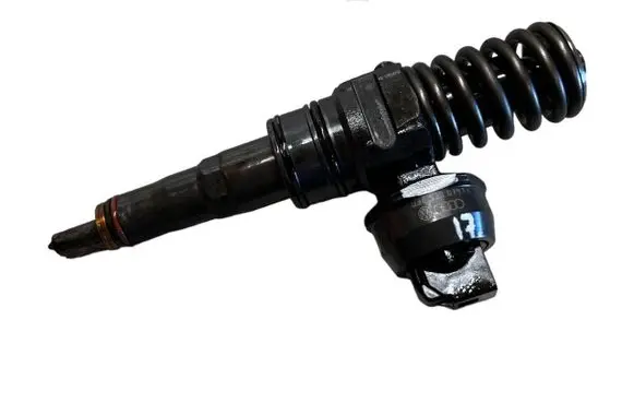 Volkswagen Caddy Fuel injector 038130079TX 0986441518
