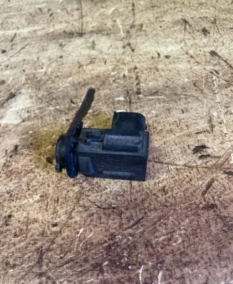 BMW 1 E81 E87 Air quality sensor 13242411 6926460