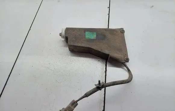 Nissan Navara D23 Fuel tank cap lock motor 788504KJ1AVT